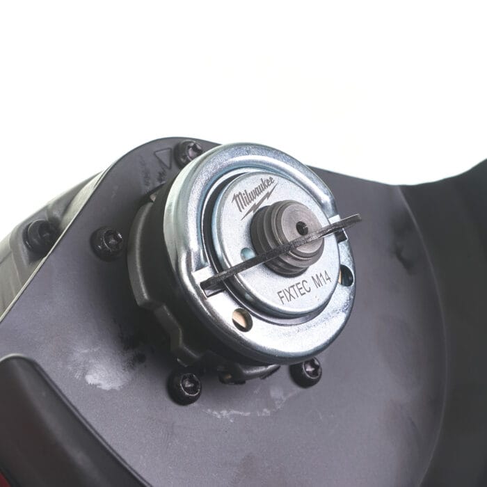 milwauke smerigliatrice 1250 w con avs e freno motore