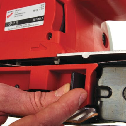 milwauke levigatrice a nastro 100mm
