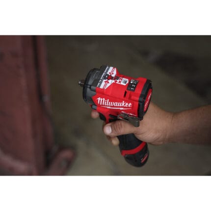 milwaukee avvitatore ad impulsi compatto m12 fuel™ 1/2˝ p
