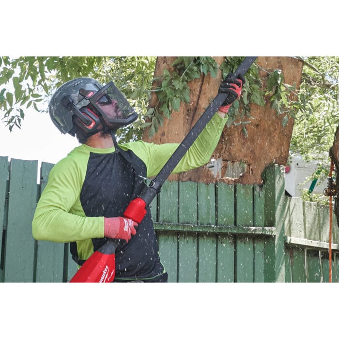 Milwaukee m18 fuel™ telescopic pole pruner 30 cm