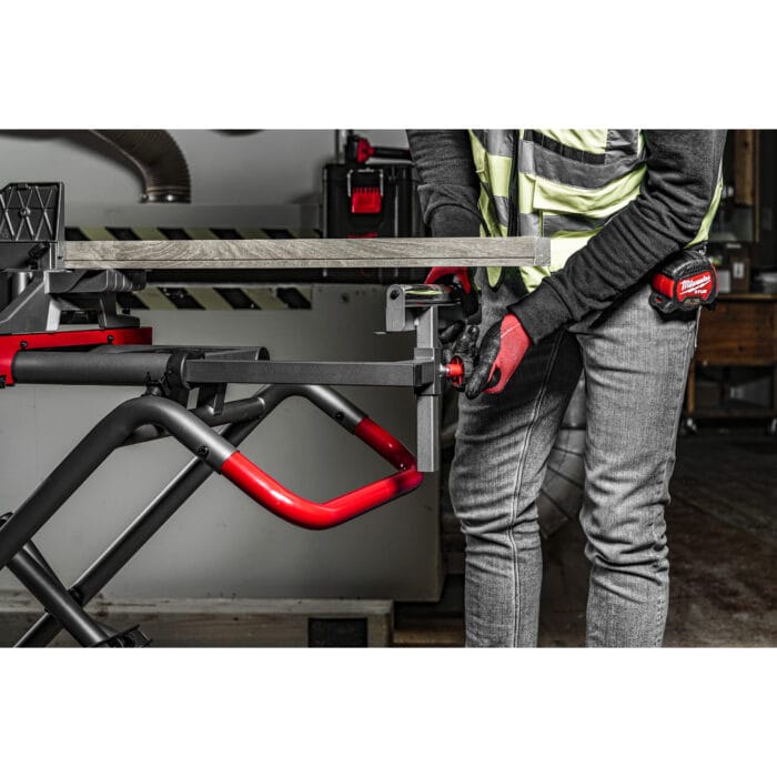 Milwauke bench press 2.8 m